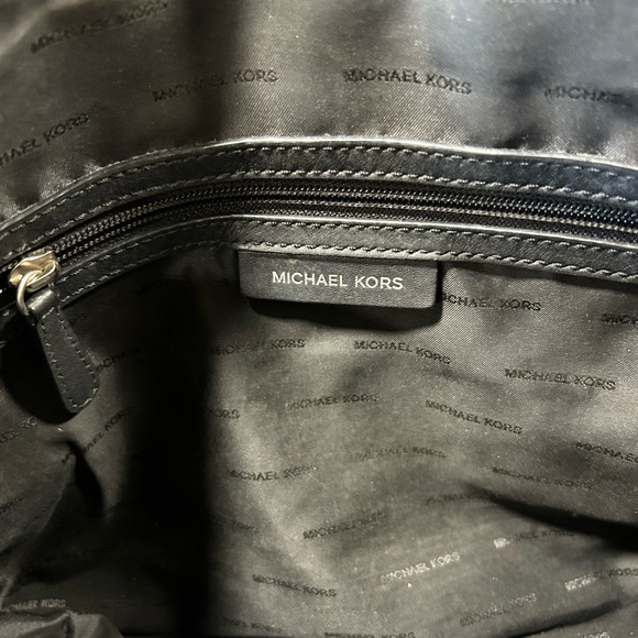 Michael Kors Sadie Satchel Tote Lg Soho Designer Leather Moto Convertible READ - Picture 6 of 10